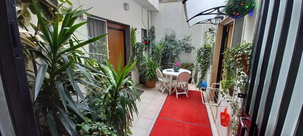 Awesomehouse Centre Bari Βίλα Εξωτερικό φωτογραφία