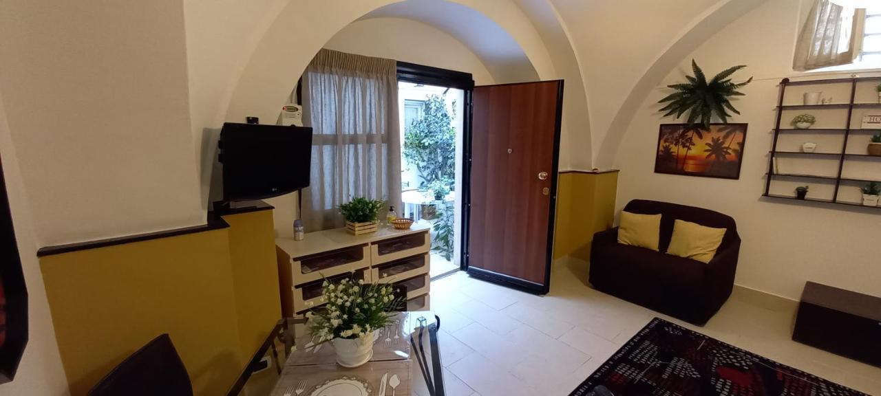 Awesomehouse Centre Bari Βίλα Εξωτερικό φωτογραφία